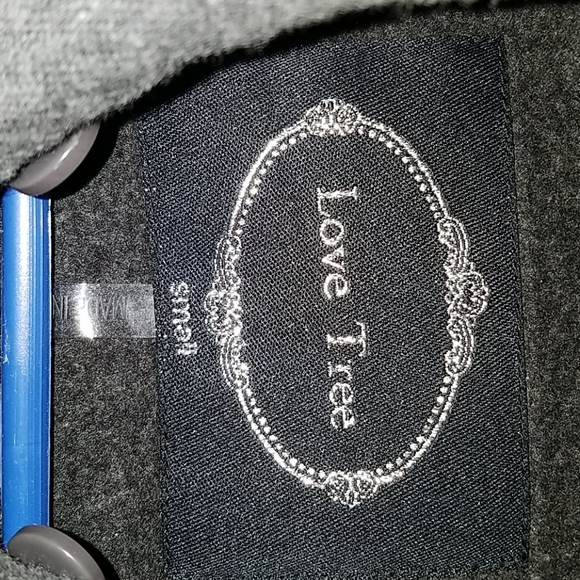 grey jacket - Picture 4 of 5